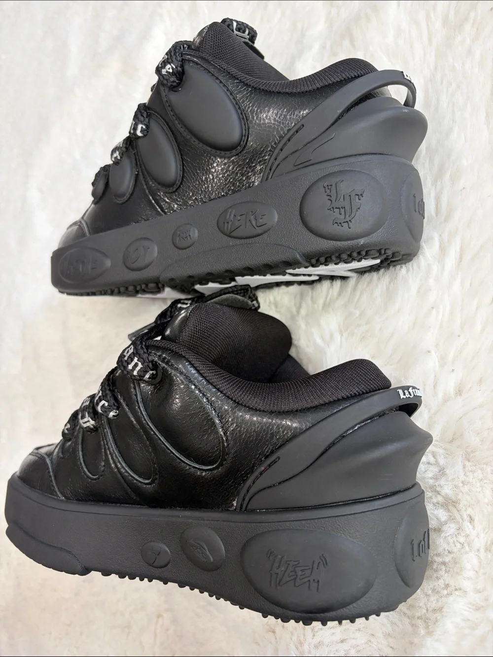 Puma La France’,Sneakers - Chunky Lace-Up Style,Kids Size 5.